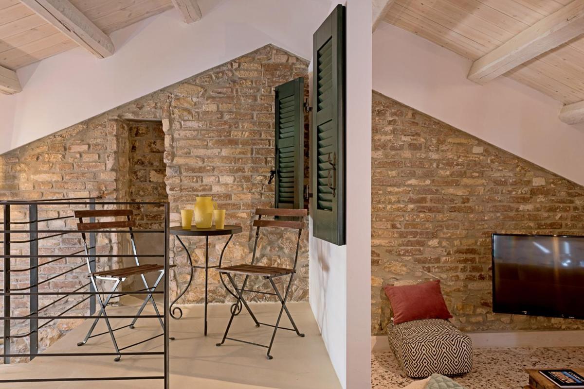 Апартаменты Agion Apostolon Loft! Corfu (city)